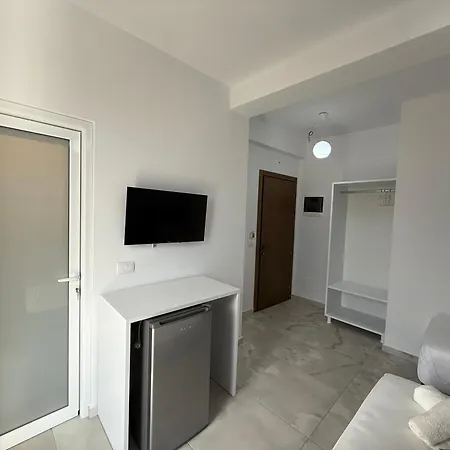Eribela Hotel Ksamil