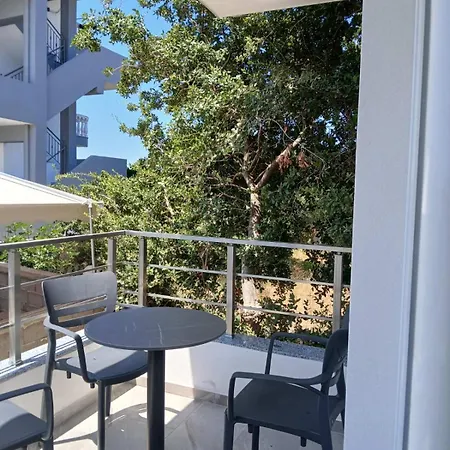 Eribela Отель Ксамил