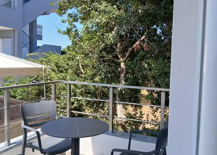 Eribela Hotel Ksamil